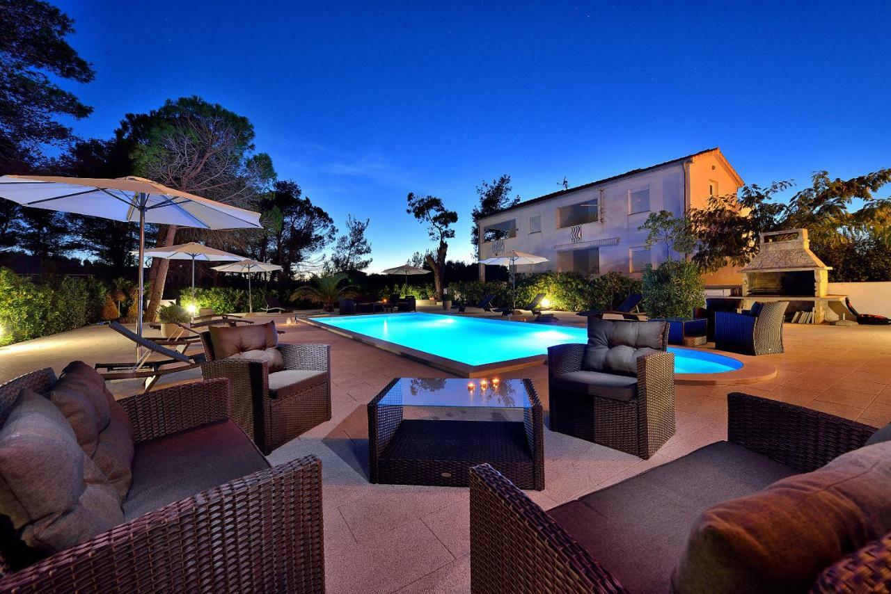 Mam Apartment Vir Bagian luar foto
