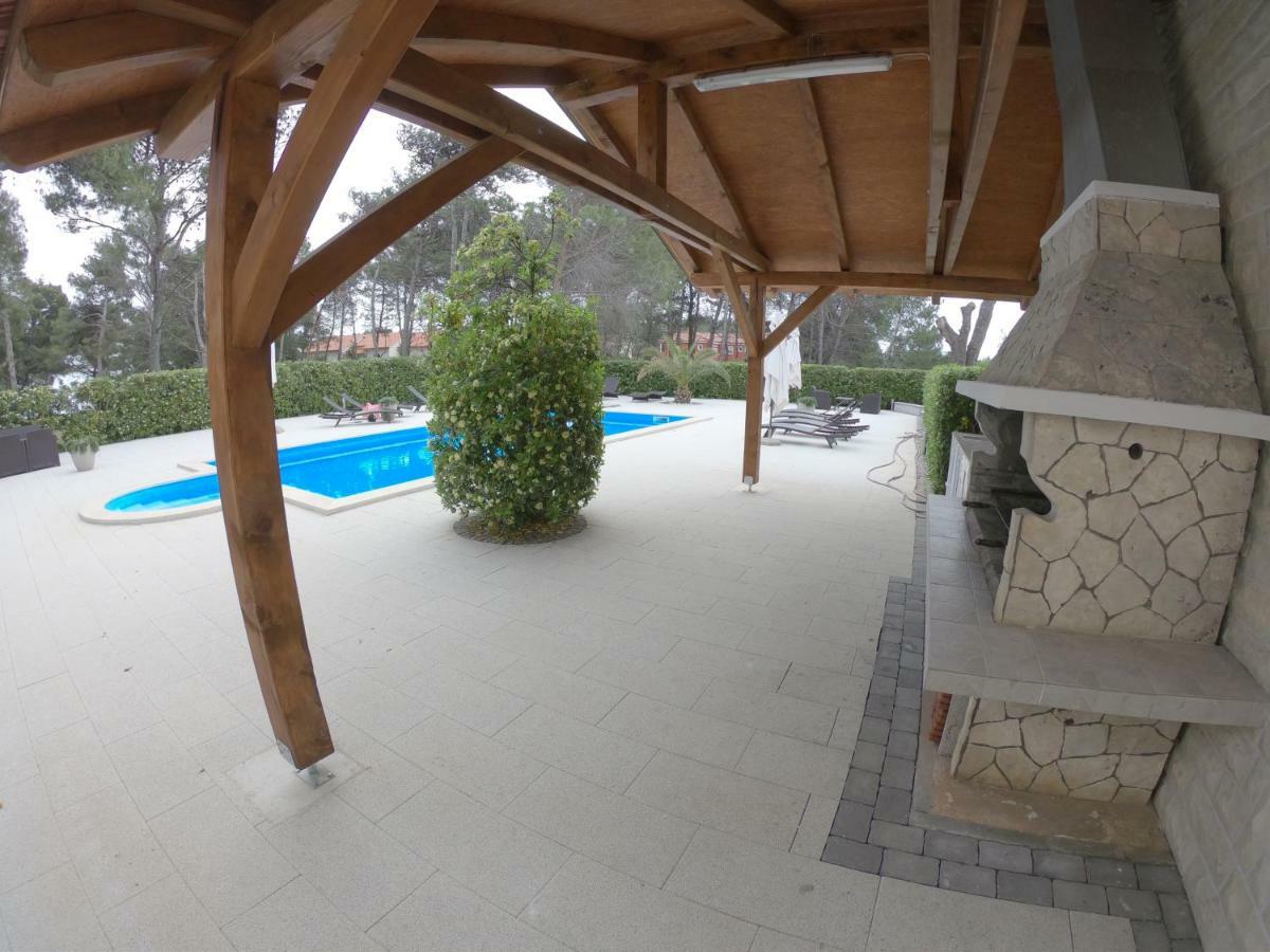 Mam Apartment Vir Bagian luar foto